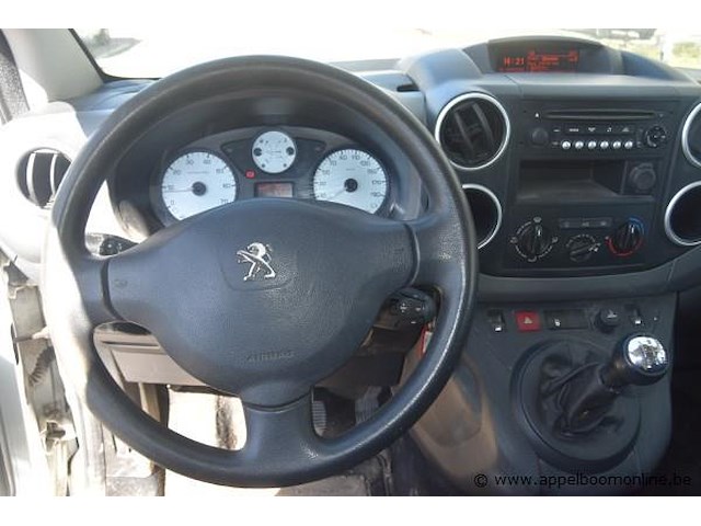 Stationwagen peugeot, partner, vf37jbhy6jj720231, 1e insch 21/01/2019, 1560cm³, 73kw, diesel, euro 6b, 143440km, inschrijvingsbewijs deel i en ii, keuringsbewijs (geldig tot 21/01/2027), gelijkvormigheidsattest - afbeelding 2 van  20