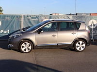 Stationwagen renault scenic benzine (marge)