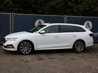 Stationwagen skoda octavia combi 1.0 e-tsi business edition plus hybride 111pk 2021 - afbeelding 1 van  1