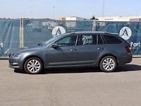 Stationwagen skoda octavia diesel 115pk 2019 (marge)