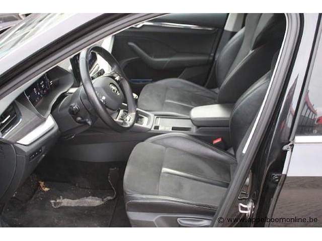 Stationwagen skoda, octavia, tmbjr7nx1ny057860, datum eerste insch 24/10/2022, 1498cm³, 110kw, euro 6d, benzine, kentekenbewijs deel i + ii - afbeelding 5 van  19