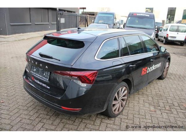 Stationwagen skoda, octavia, tmbjr7nx1ny057860, datum eerste insch 24/10/2022, 1498cm³, 110kw, euro 6d, benzine, kentekenbewijs deel i + ii - afbeelding 15 van  19