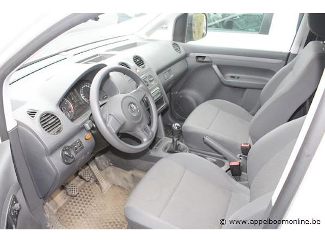 Stationwagen volkswagen caddy, cng, datum 1ste inschrijving 2/1/2015, chassisnummer wv1zzz2kzfx149223, 40003 km, euro 5b - afbeelding 11 van  15