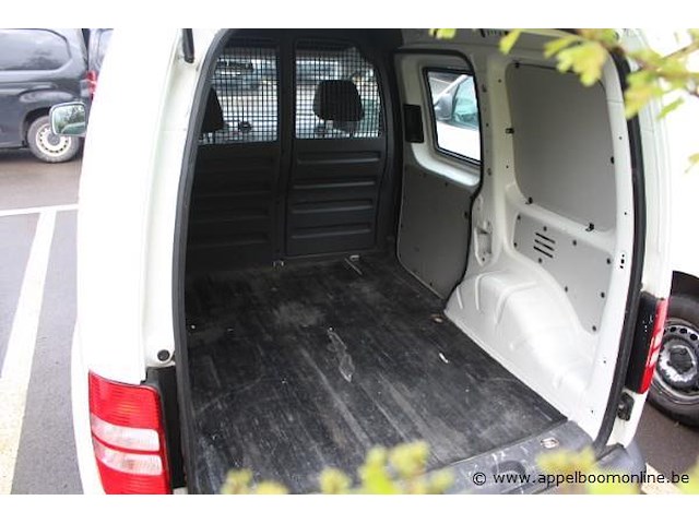 Stationwagen volkswagen caddy, cng, datum 1ste inschrijving 2/7/2015, chassisnummer wv1zzz2kzex061822, 40.727km, euro 5b - afbeelding 5 van  9