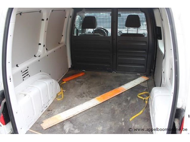 Stationwagen volkswagen caddy, cng, datum 1ste inschrijving 29/6/2015, chassisnummer wv1zzz2kzfx150298, 45.319km, euro 5b - afbeelding 4 van  8