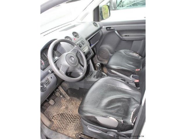 Stationwagen volkswagen caddy, cng, datum 1ste inschrijving 3/8/2016, chassisnummer wv2zzz2kzfx151331, 75.805km, euro 5b - afbeelding 8 van  10