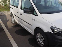 Stationwagen volkswagen caddy, datum 1ste inschr 24/5/2016, chassis nr wv2zzz2kgx139361, km-stand 37626, benzine, euro 6b - afbeelding 12 van  14
