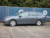 Stationwagen volkswagen golf variant 1.0 etsi life business hybride 110pk 2023 - afbeelding 1 van  1