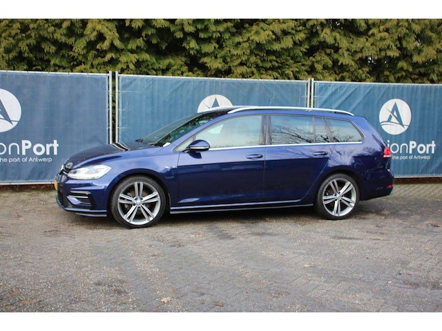 Stationwagen volkswagen golf variant 1.5 tsi highline business r benzine 151pk 2019 - afbeelding 1 van  1