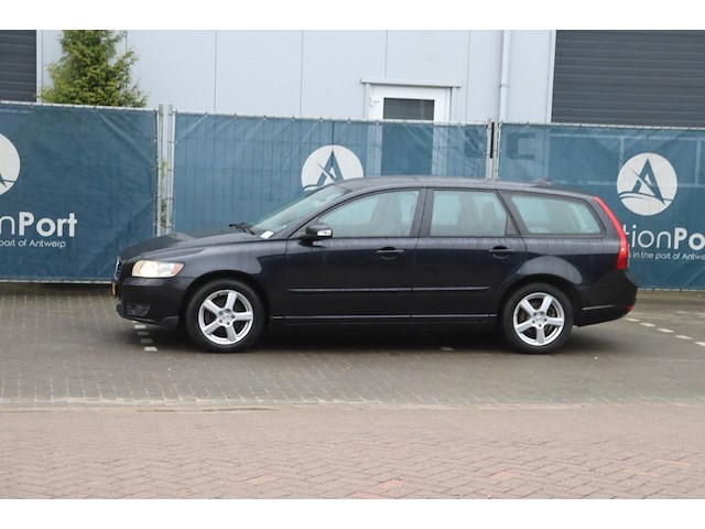 Stationwagen volvo v50 diesel 109pk 2009 (marge) - afbeelding 1 van  1
