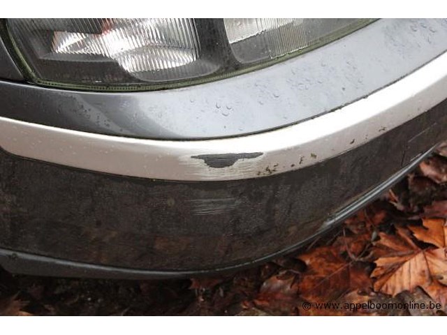 Stationwagen volvo v70, yv1sw799942396508, 1e inschr 27/04/04, 2401cm³, 120kw, euro 3, diesel, 324633km vlgs ltst keuring, kentekenbewijs, gelijkvormigheidsattest, keuring gelding 27/04/2020 - afbeelding 3 van  13