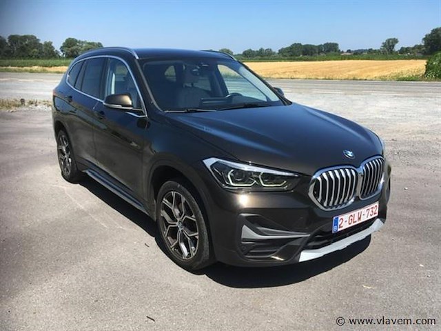 Stationwagen - afbeelding 1 van  9