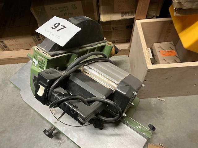Stb afkortcirkelzaagmachine - afbeelding 4 van  4