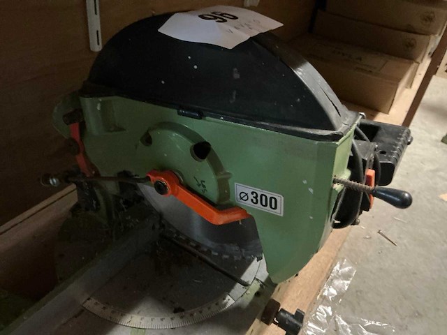 Stb afkortcirkelzaagmachine - afbeelding 4 van  4