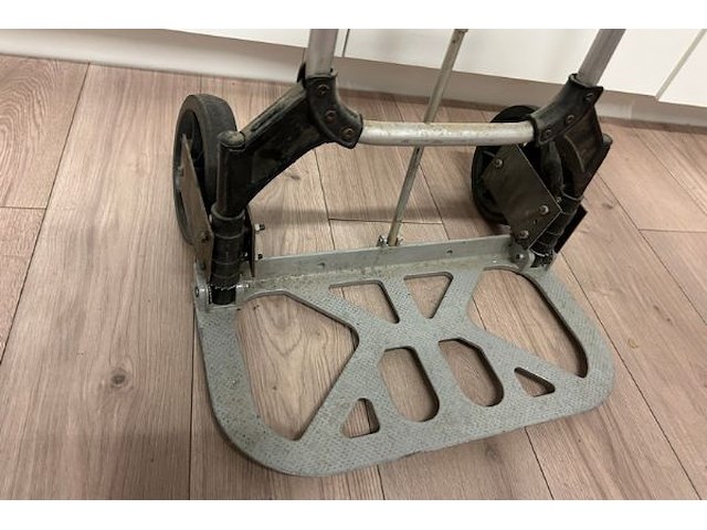 Steekkar - afbeelding 2 van  4