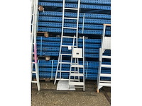 Steekladder 14 treden+trapladder 3 treden. - afbeelding 1 van  1