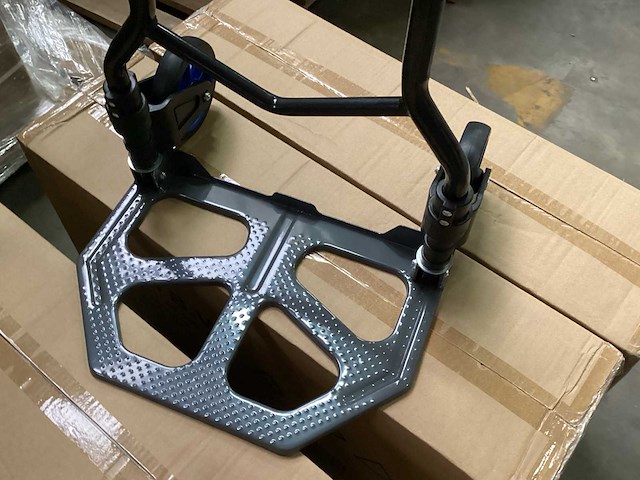 Steekwagen 80kg opvouwbaar (4x) - afbeelding 3 van  9