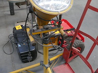 Steekwagen + bouwlamp - afbeelding 3 van  4
