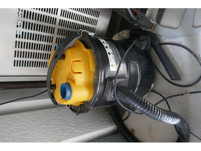 Steekwagen + stofzuigers - afbeelding 3 van  6