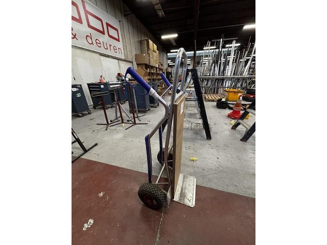 Steekwagentje - afbeelding 2 van  2