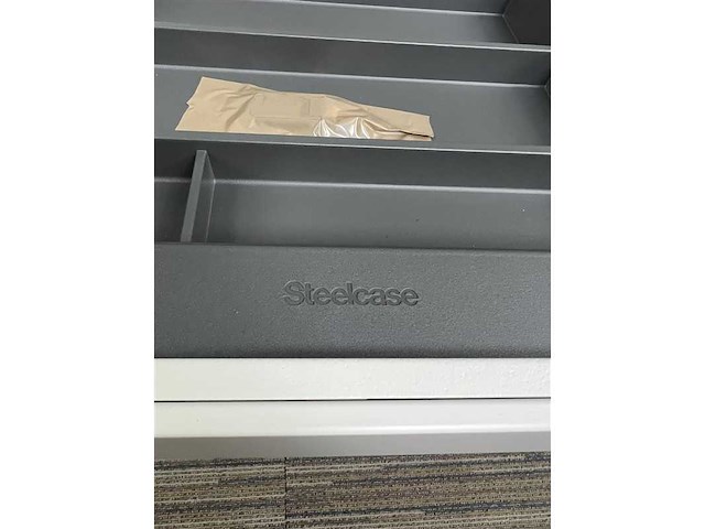 Steelcase - file cabinets (8x) - afbeelding 3 van  11