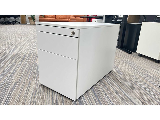 Steelcase - file cabinets (8x) - afbeelding 1 van  13