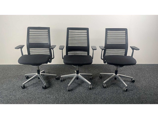 Steelcase - think v2 - vergaderstoel (3x) - afbeelding 1 van  9