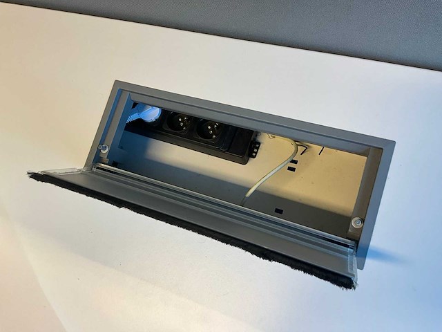 Steelcase bureau 160x80 (4x) - afbeelding 8 van  8