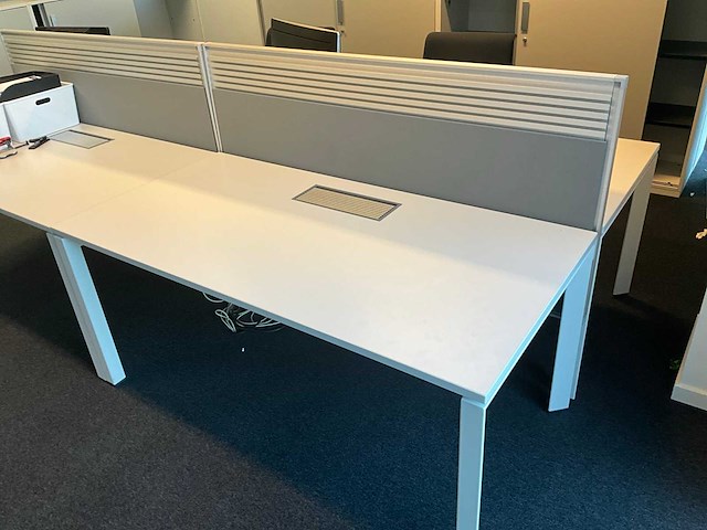 Steelcase bureau 160x80 (4x) - afbeelding 1 van  10