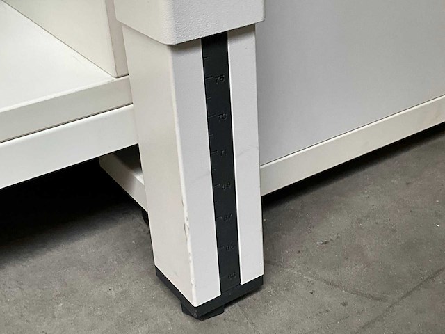 Steelcase bureau-eiland + 2x sedus opbergkast - afbeelding 3 van  10