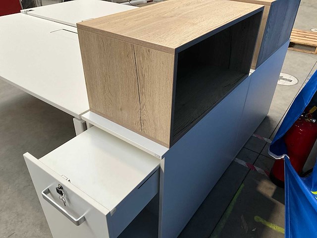Steelcase bureau-eiland + 2x sedus opbergkast - afbeelding 9 van  12
