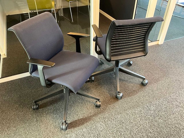 Steelcase bureaustoel (2x) - afbeelding 1 van  7