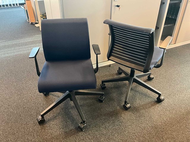 Steelcase bureaustoel (2x) - afbeelding 1 van  7