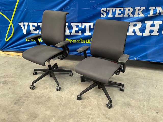 Steelcase ergonomische bureaustoel (4x) - afbeelding 2 van  7