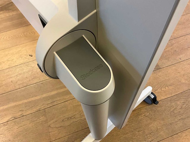Steelcase inklapbare mobiele tafel (4x) - afbeelding 5 van  9
