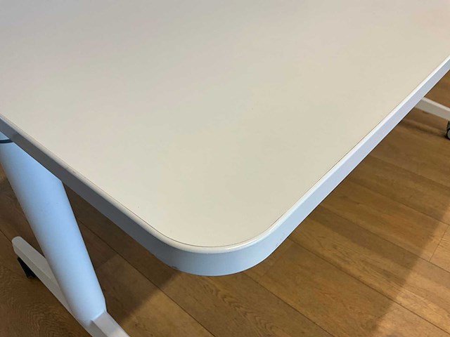 Steelcase inklapbare mobiele tafel (4x) - afbeelding 7 van  9