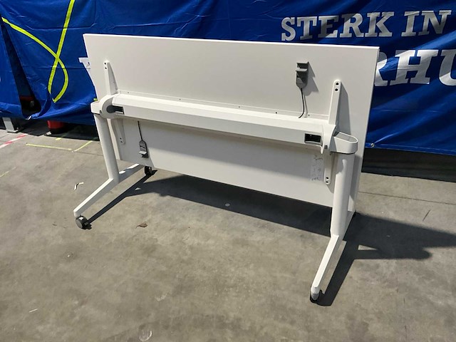 Steelcase mobiele inklapbare bureautafel - afbeelding 3 van  5