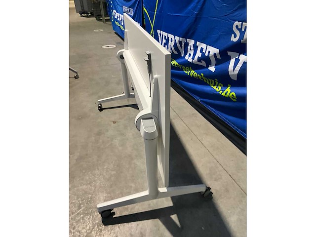 Steelcase mobiele inklapbare bureautafel - afbeelding 5 van  5
