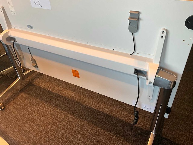 Steelcase mobiele inklapbare vergadertafel (2x) - afbeelding 9 van  11
