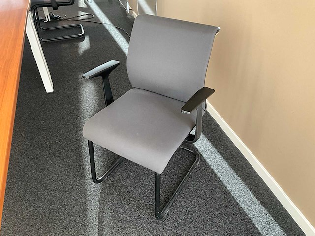 Steelcase vergaderstoel (4x) - afbeelding 1 van  9