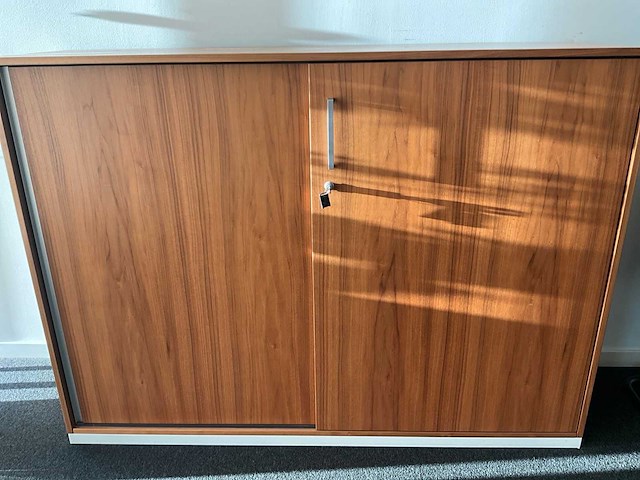 Steelcase vergadertafel (2x) + schuifdeurkast - afbeelding 5 van  18