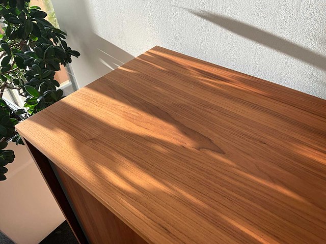 Steelcase vergadertafel (2x) + schuifdeurkast - afbeelding 9 van  18