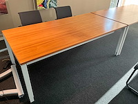 Steelcase vergadertafel (2x) + schuifdeurkast - afbeelding 11 van  18