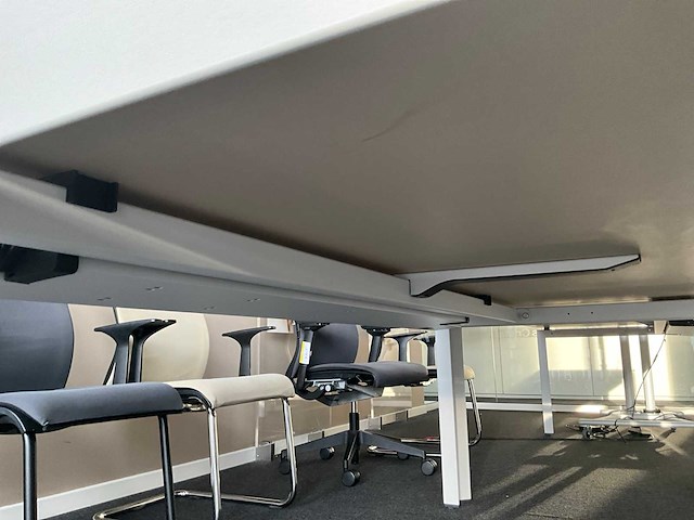 Steelcase vergadertafel (2x) - afbeelding 3 van  12