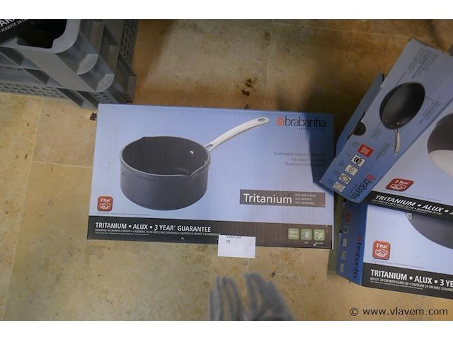 Steelpan met 2 tuiten - afbeelding 1 van  1