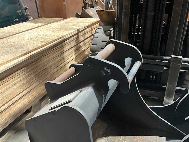 Steelwrist - graafbak - afbeelding 11 van  11