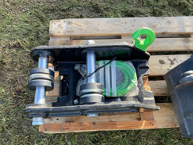 Steelwrist hw013 snelwisselsysteem graafbak - afbeelding 5 van  7