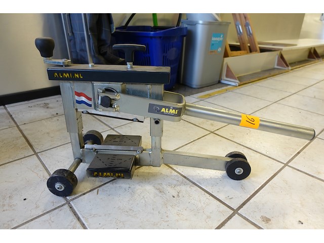 Steenknipper almi - afbeelding 1 van  4