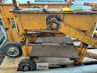 Steenknipper - afbeelding 4 van  5