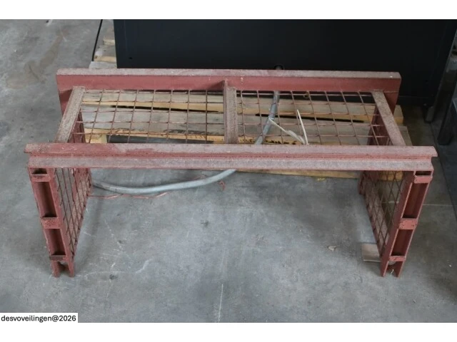 Steenkorf geverfd 100 x 40 x 40 cm - afbeelding 2 van  3